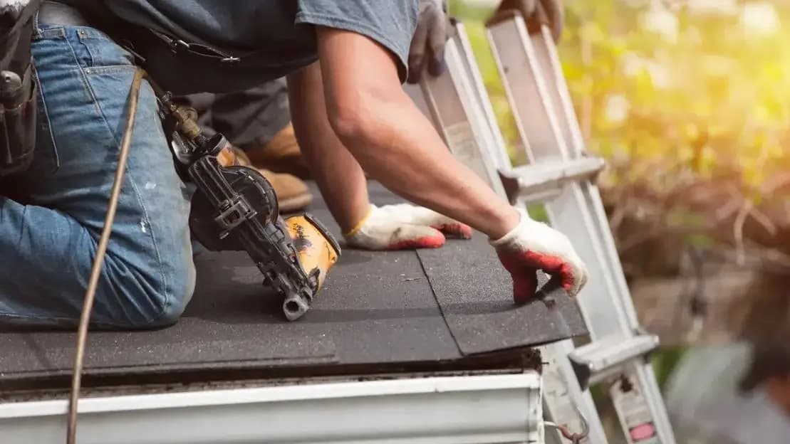 Flat roof maintenance San Diego