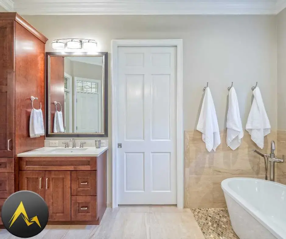 Designing Custom Vanities for a Luxurious Bathroom Look