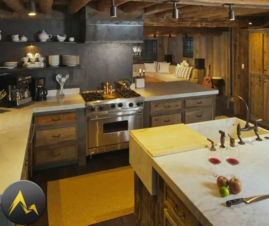 Transitional Kitchen Design: Harmonious Color Combinations